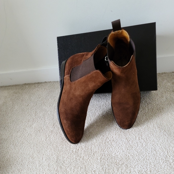 Chelsea Boots - Picture 7 of 9